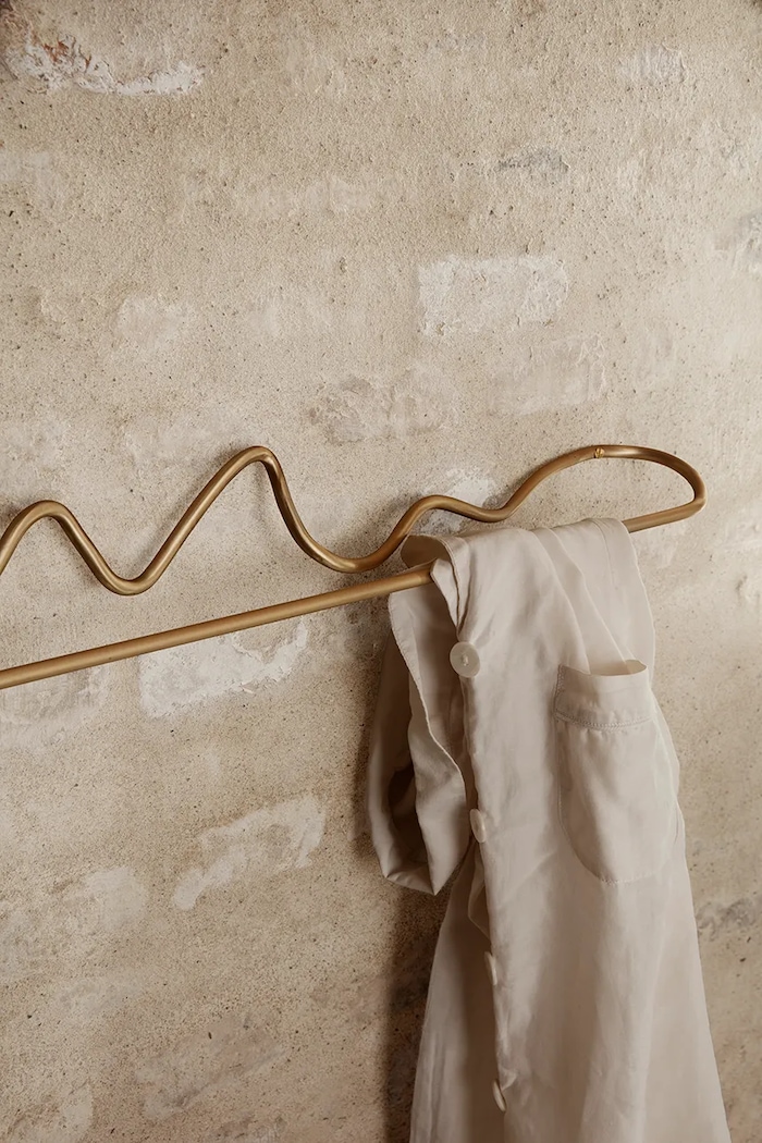 Baie ferm LIVING suport prosop Curvature 1104263288 galben