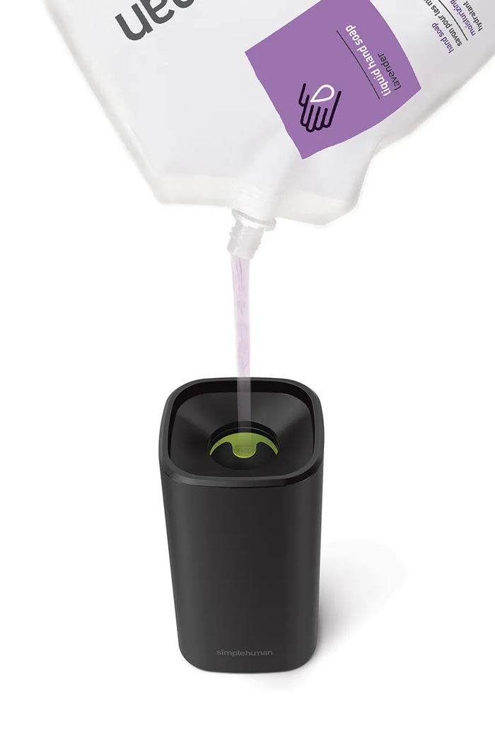 Баня Дозатор за сапун Simplehuman Pulse Pump 295 ml KT1192 черен