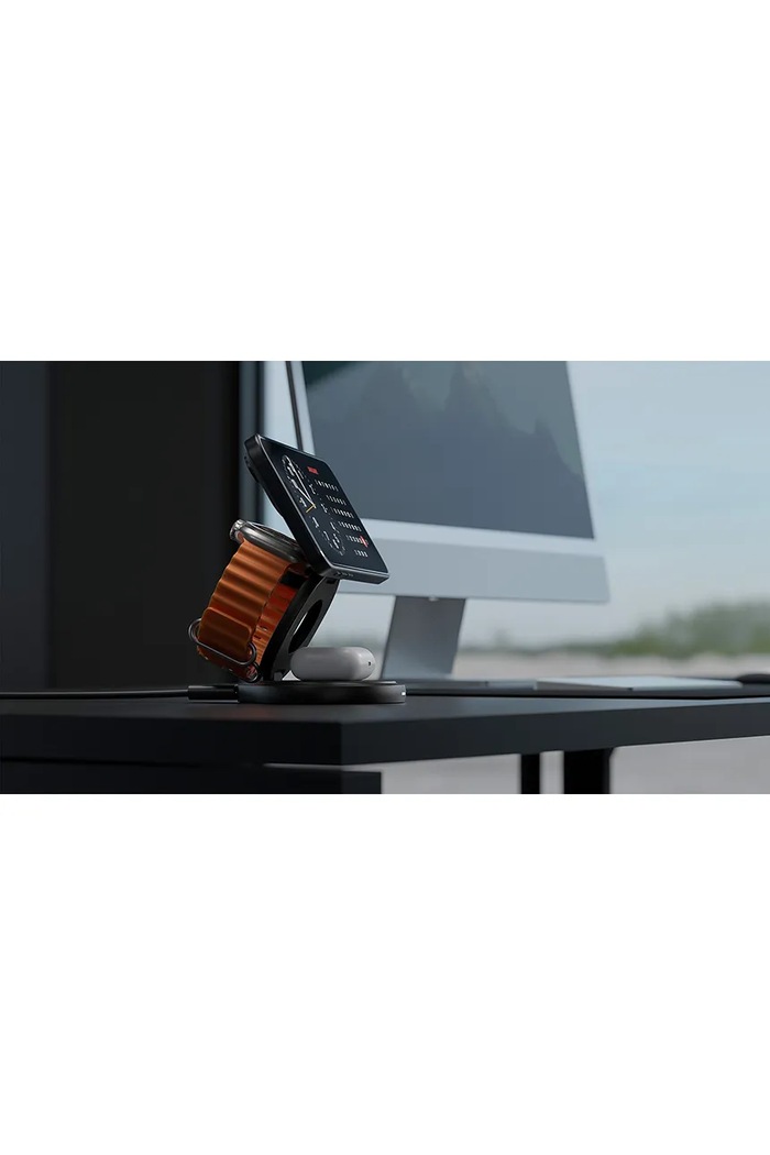 Indukční nabíječka Bazic 15W Fast Charging MagSafe GM.GYRE360.GUN