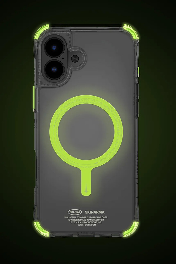 Maskica za telefon s ugrađenim magnetskim prstenom Skinarma iPhone 16 SK.2024P61.SDOGLOW.GRN transparentna