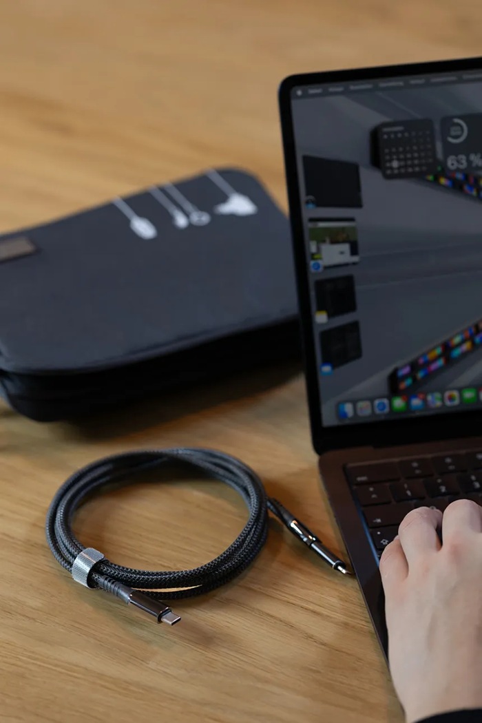 Decor Troika kábel USB-C 200 cm TRCBL20.BK čierna