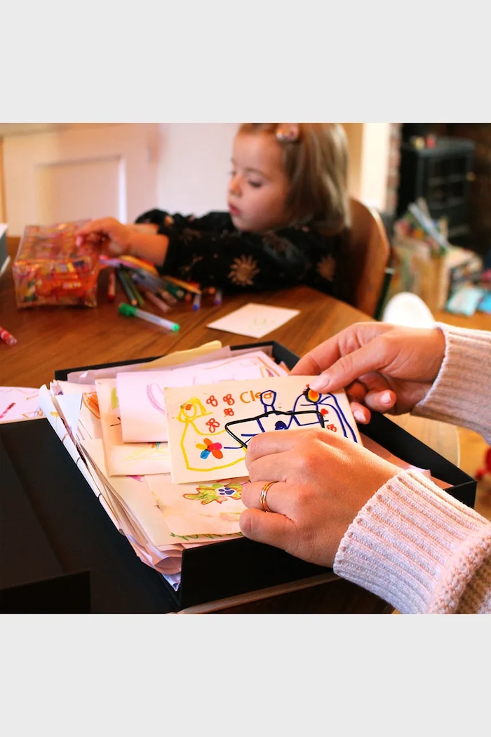 Luckies of London album na prace plastyczne dzieci Big Book for Little Artists 23,6 x 32,8 x 5,5 cm SK.LITTARTIST1