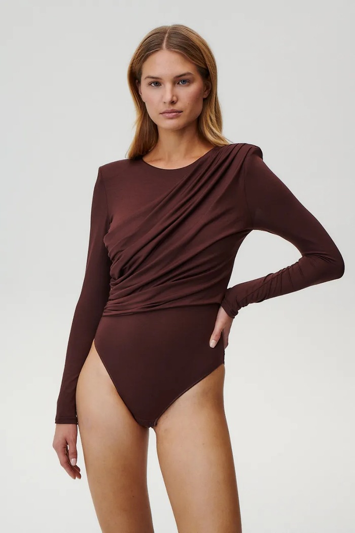Body Undress Code Thong 811UC hnedá AA00