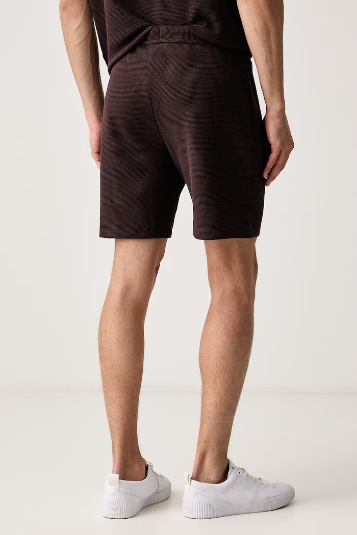 Odzież BOSS Szorty lounge męskie z bawełną Waffle Shorts 50535884 brązowy