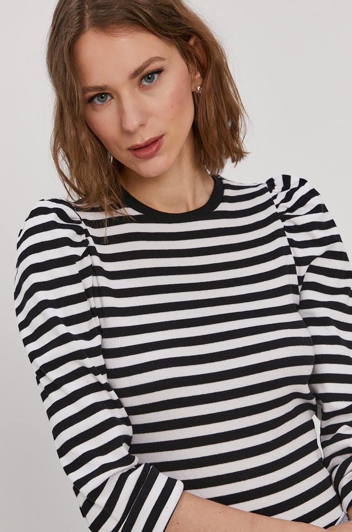 Pieces Longsleeve biały 17111987