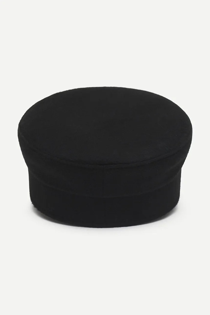 Kaszkiet damski wełniany Ruslan Baginskiy Safety-pin Baker Boy Cap RUSLAN BAGINSKIY KPC033.W.WPNS.WRB. czarny