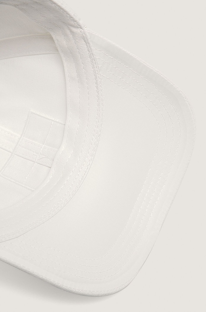 Lacoste - Čepice bílá RK4710
