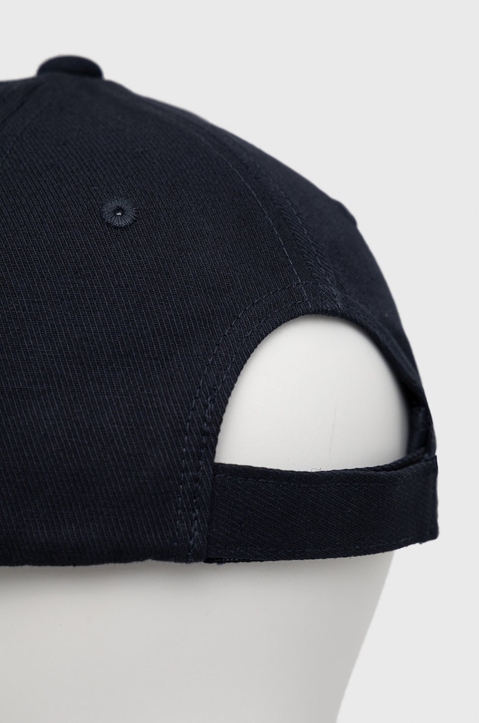 Bavlněná čepice Emporio Armani námořnická modř 627920.CC990.NOS