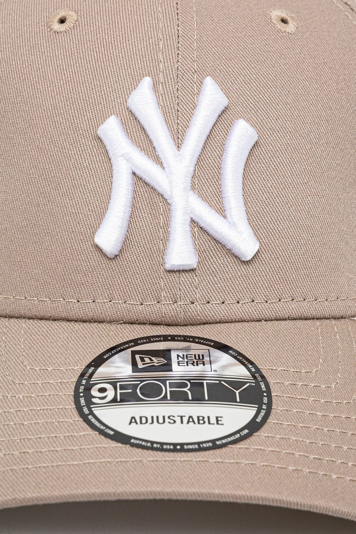 New Era czapka z daszkiem bawełniana LEAGUE ESSENTIAL 9FORTY® 60471457 beżowy AA00