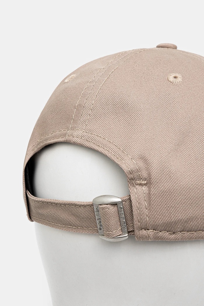 Akcesoria New Era czapka z daszkiem bawełniana LEAGUE ESSENTIAL 9FORTY® 60471457 beżowy