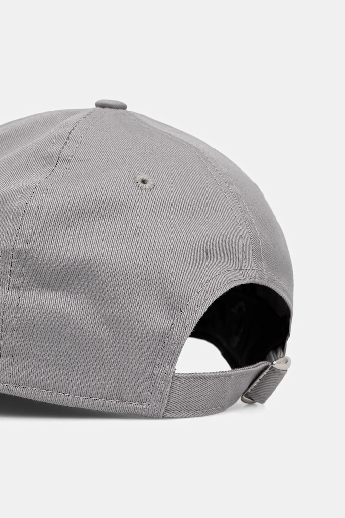 Akcesoria New Era czapka z daszkiem bawełniana OUTLINE 9FORTY® 60675525 szary