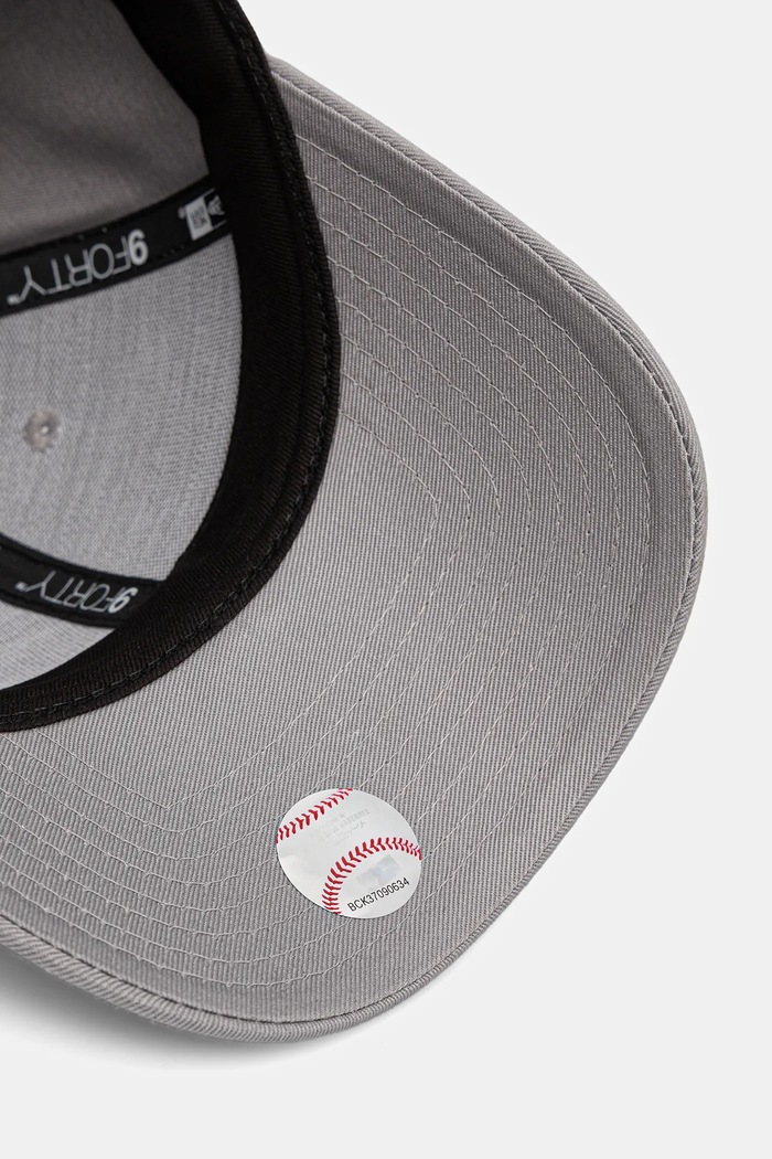 New Era czapka z daszkiem bawełniana OUTLINE 9FORTY® szary 60675525