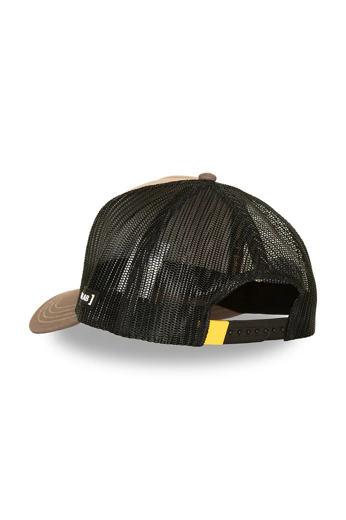 Czapka z daszkiem trucker x Looney Tunes Capslab CL.LOO.1.CT.ROA2R brązowy