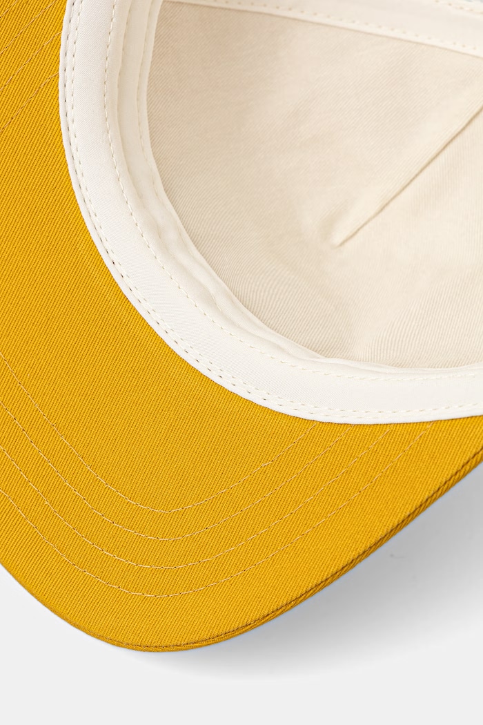 Levi's czapka z daszkiem PRESIDIO żółty 007YQ