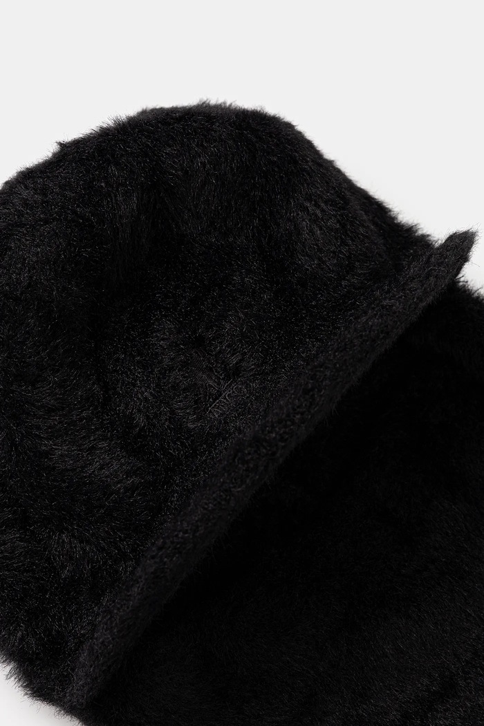 Аксесоари Балаклава Kangol FAUX FUR K5420.BK001 черен