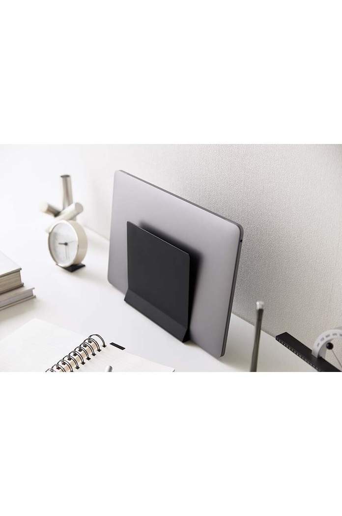 Decor Stojan na notebook Yamazaki Tower 4499 čierna