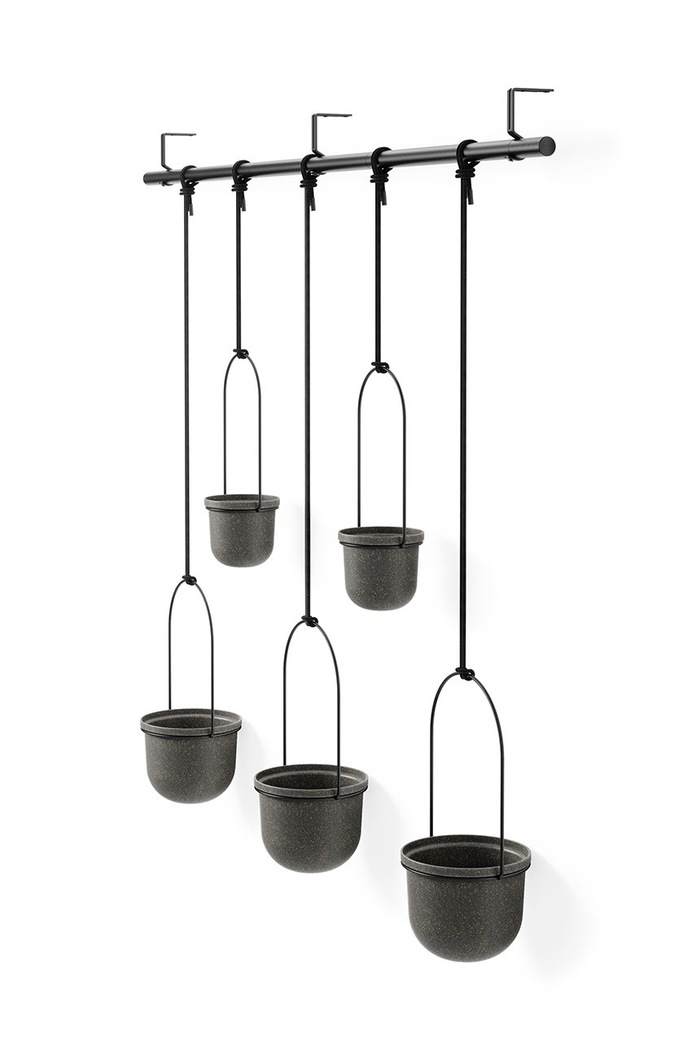 Sada nástenných kvetináčov Umbra 2 x O10 cm / 3 x O15 cm čierna 1018086.040