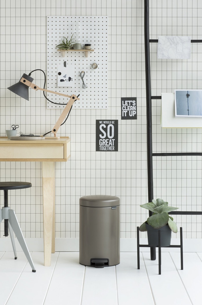 Cos de gunoi 12 L Brabantia 113628. gri