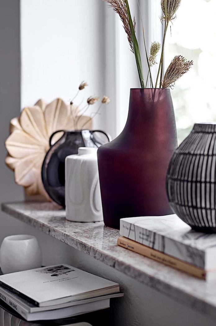 Salon i sypialnia Bloomingville wazon dekoracyjny 82050135 czarny