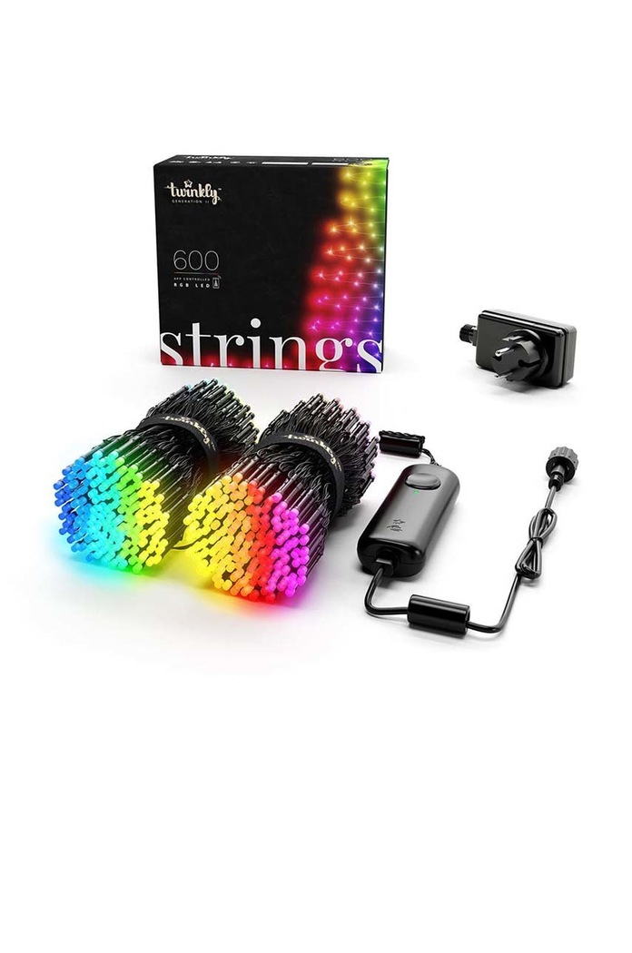 Twinkly inteligentné osvetlenie vianočného stromčeka Strings 600 LED RGB 48mb čierna TWS600STP.BEU