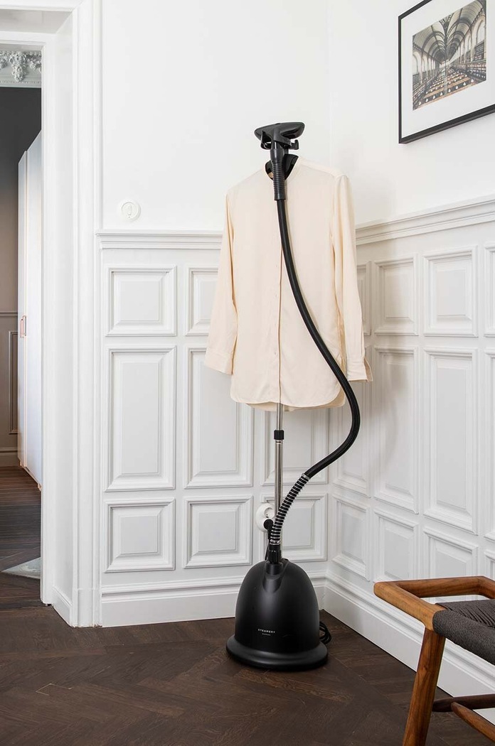 Steamery aparat cu aburi staționar Cumulus Home Steamer 0221 negru