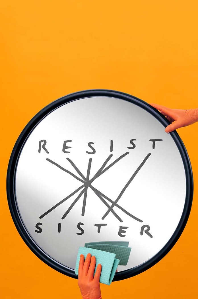 Dnevni boravak i spavaća soba Zidno ogledalo Seletti Resist Sister 17061 crna