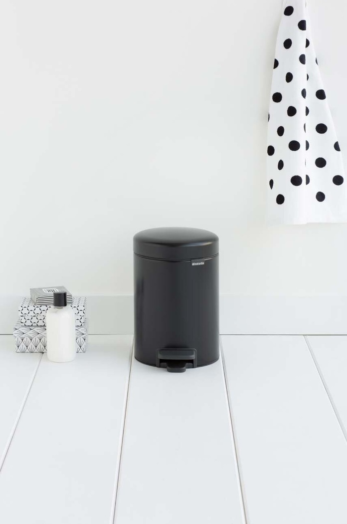 Koš za smeće Brabantia NewIcon 3 L crna 113321