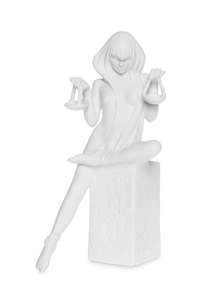 Christel Dekorativní figurka Christel 24 cm Váhy bílá DK94139