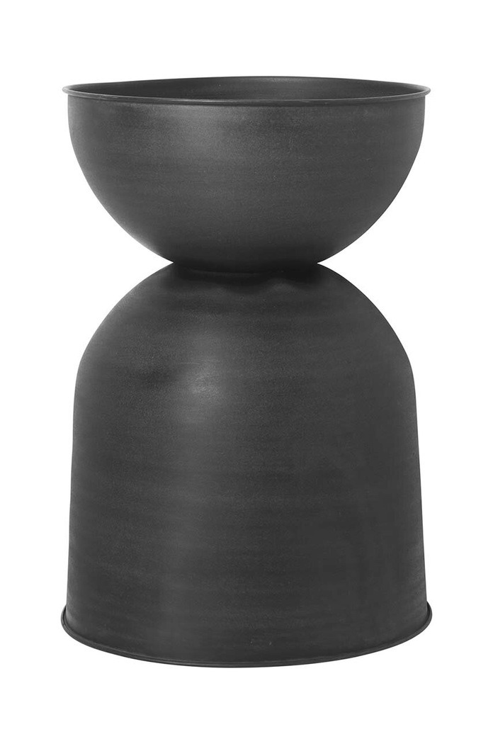 Ferm Living Květináč ferm LIVING Hourglass Pot 100131629 černá AA00