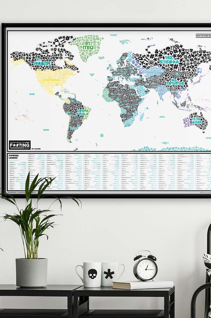 Stieracia mapa Luckies of London F*#?ING Scratch Map viacfarebná LK.LUKSWE6