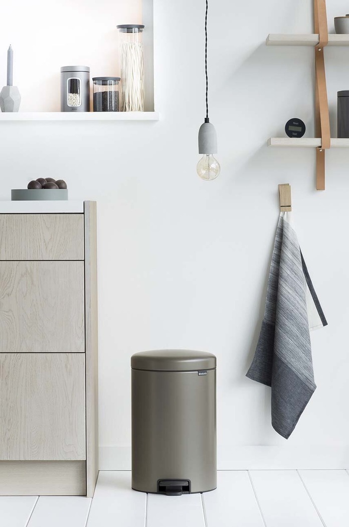 Brabantia cestino dei rifiuti NewIcon 20 L marrone 114045