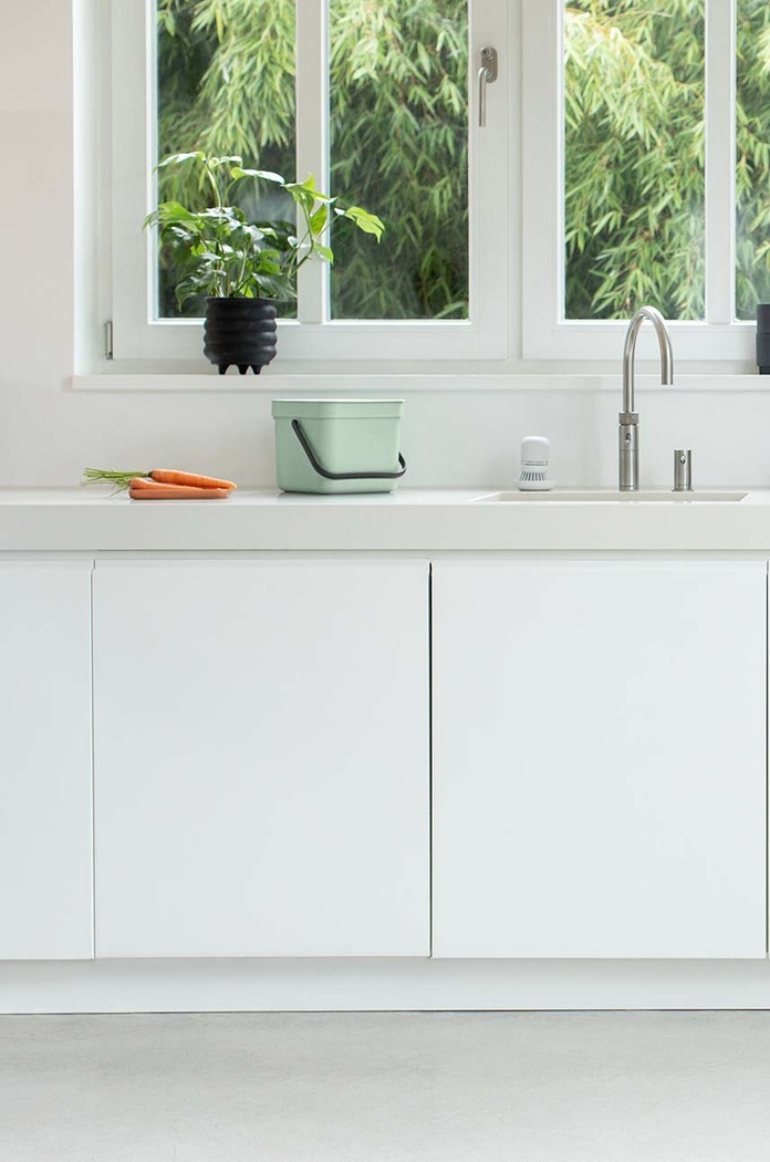 Koš za smeće Brabantia Sort & Go 6 L 211768 zelena