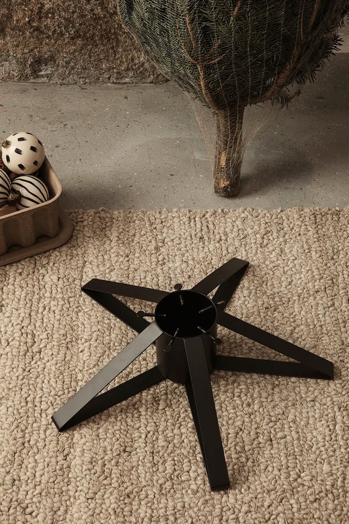 Lifestyle Ferm Living Stojan na vánoční stromeček ferm LIVING Tree Foot 24161 černá