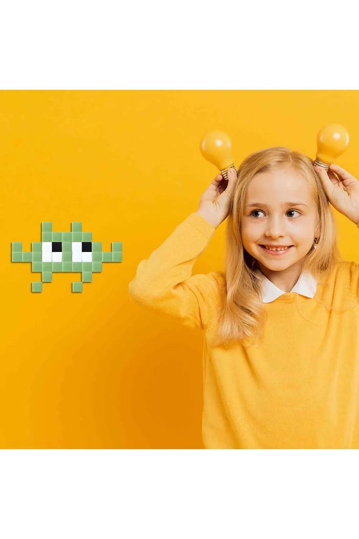 Súprava pixelovej mozaiky „urob si sám Pixel Corner Corner Little Alien KB2063LOT.PAK082GM zelená AA00