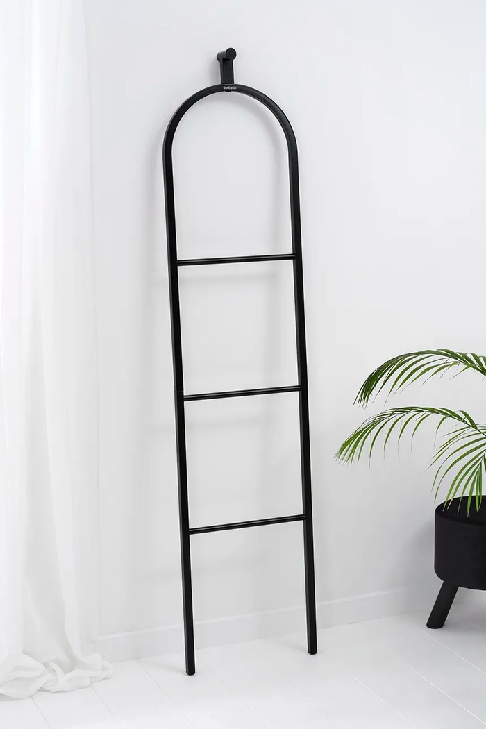 Vešiak Brabantia Linn Dressboy 229886 čierna AA00