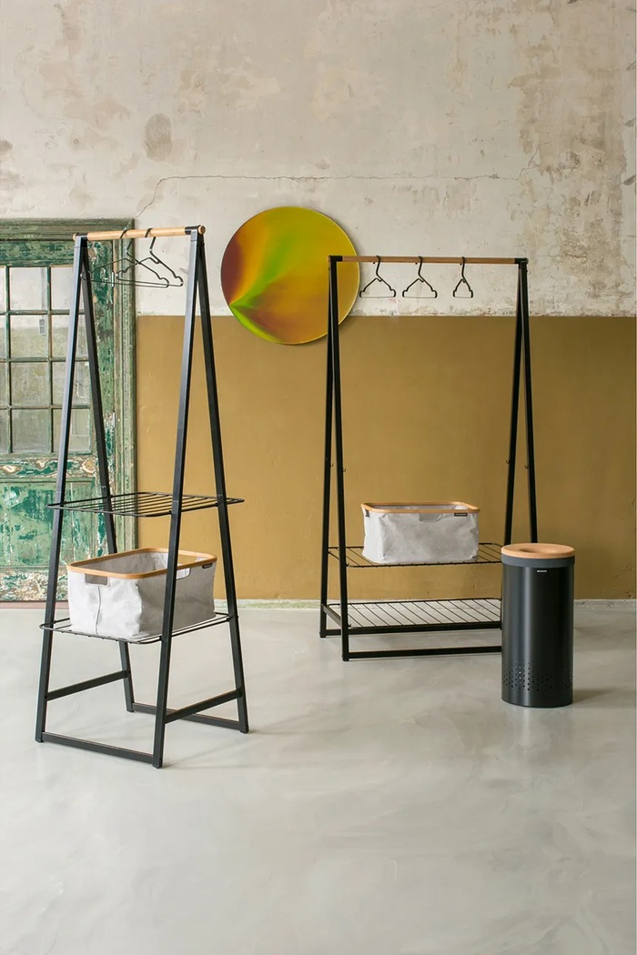 Закачалка за дрехи Brabantia Linn 118241 черен