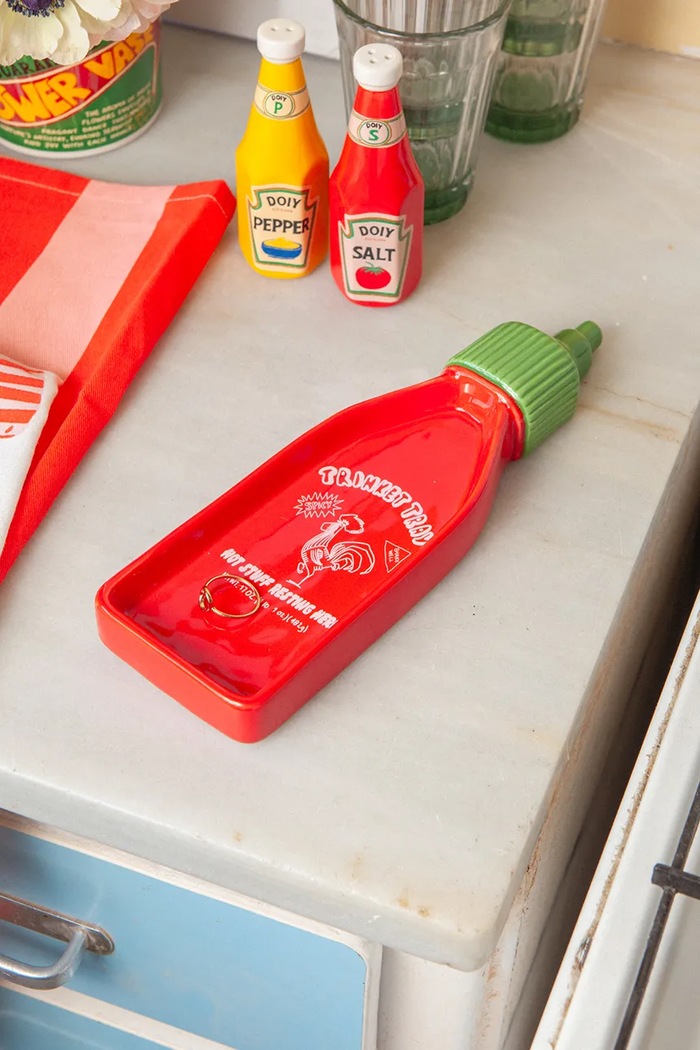 Dekoratívny podnos DOIY Corner shop, Sriracha DYTRTRCSSI viacfarebná AA00