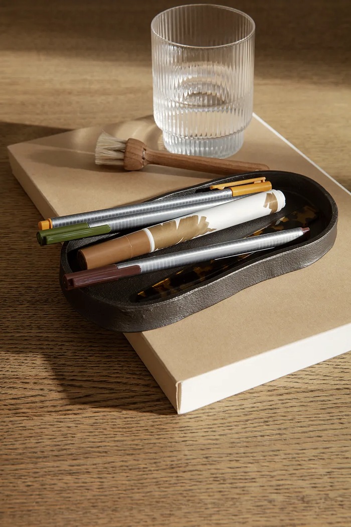 Διακοσμητικός δίσκος ferm LIVING Yama 1104264567 μαύρο AA00