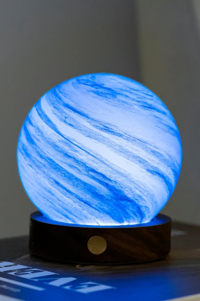 Obývací pokoj a ložnice Dekorace Gingko Design AstraGlass Light S G050M.PC modrá