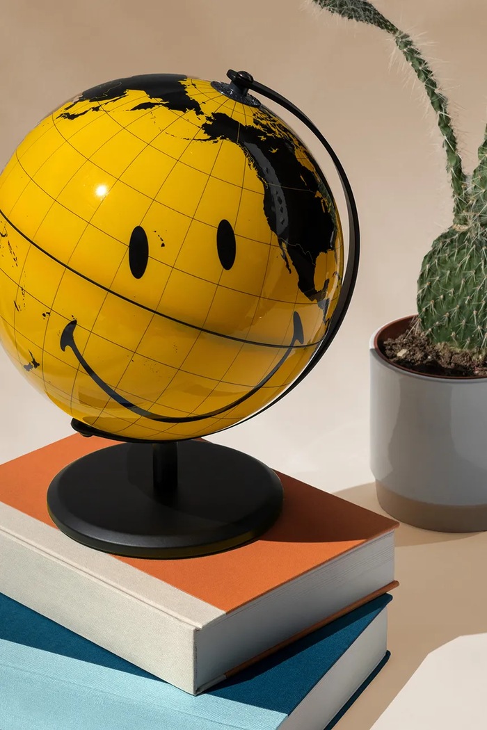 Salotto e camera Luckies of London mappamondo da tavolo Smiley Globe SK.GLOBESMY1 multicolore