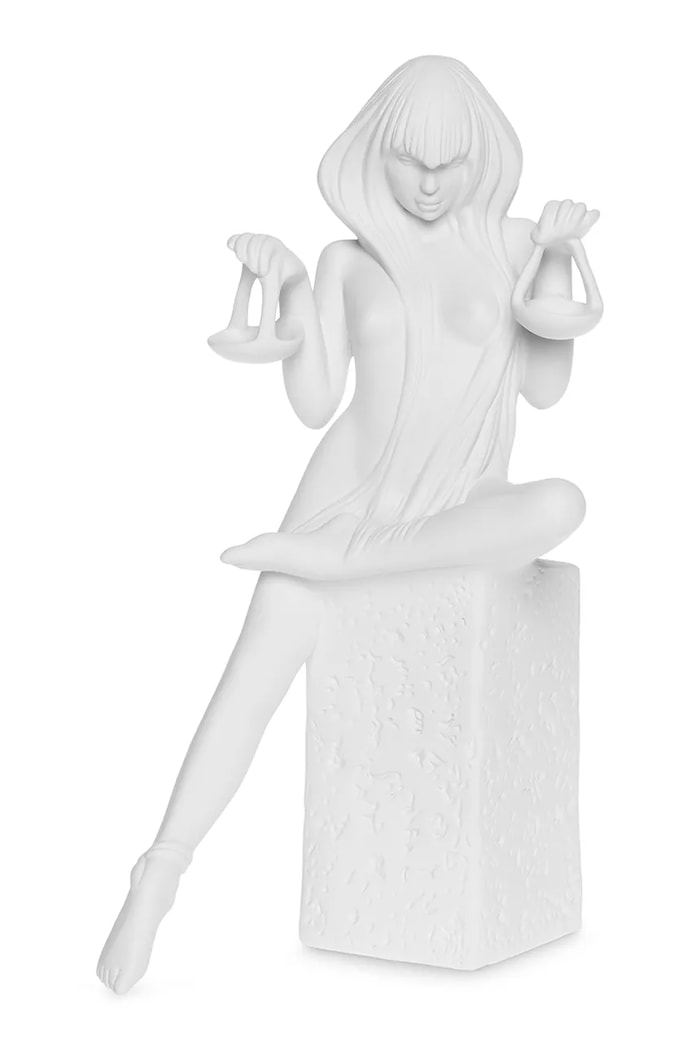Dekoračná figúrka Christel Waga 17 cm biela DK4510.ZODIAC