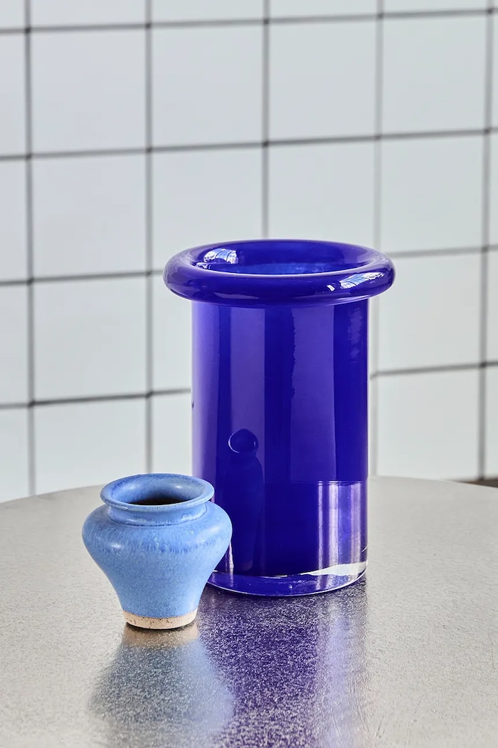 House Doctor vază decorativă din sticlă colorată 23 cm 900001280 bleumarin AA00