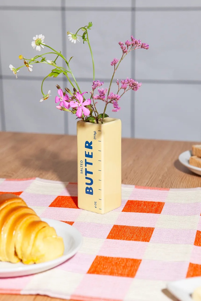 Living și dormitor DOIY vază decorativă din ceramică 4,2 x 4,2 x 11,5 cm DYVASBUXS galben