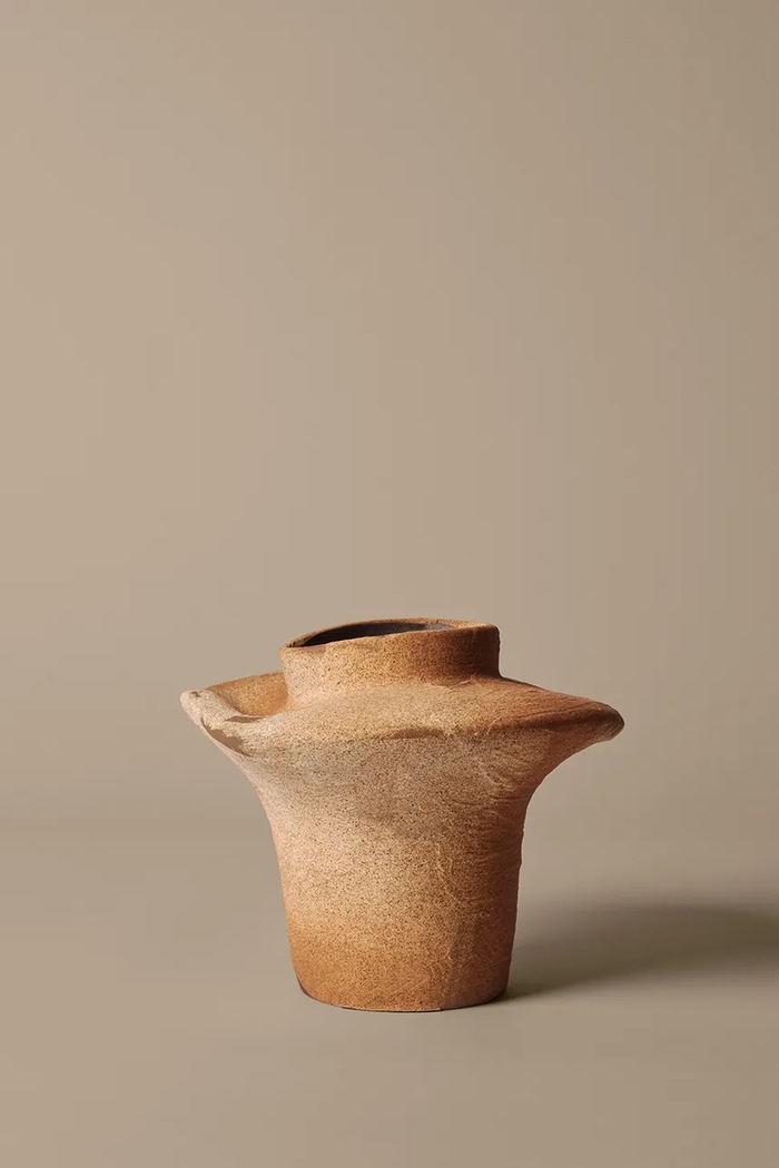 Ferm Living vaza ukrasna od kamenine 22 x 25 cm 1104272538 narančasta AA00