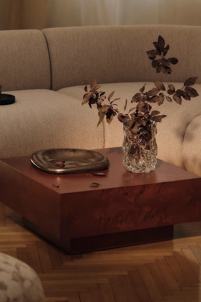 Ferm Living Taca dekoracyjna z porcelany 1104272110 brązowy AA00