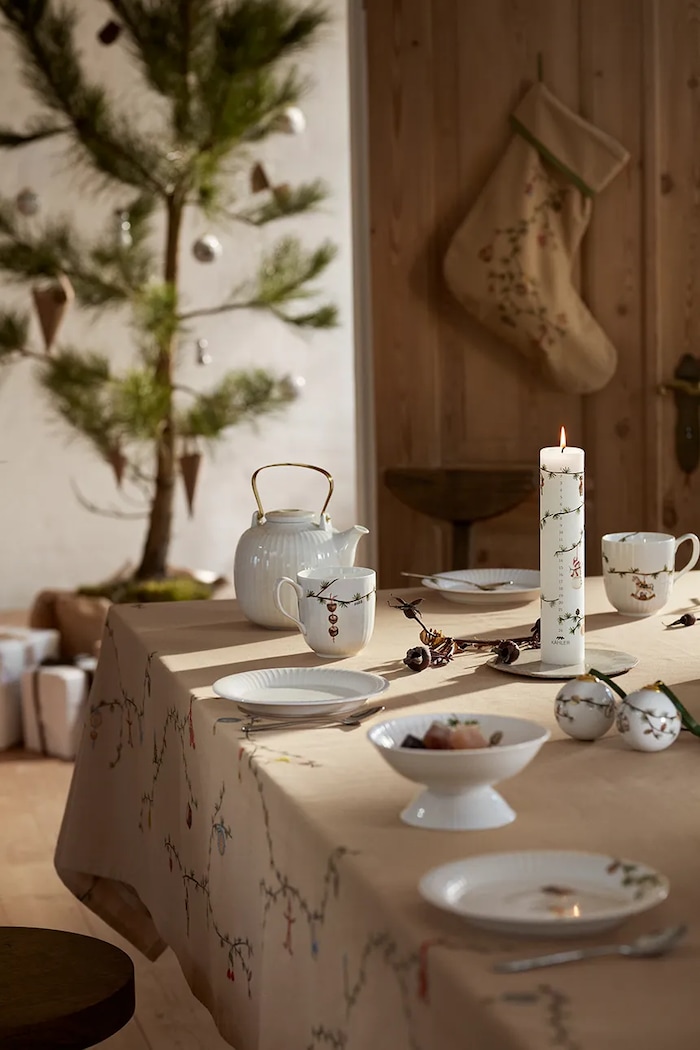 Lifestyle Kähler Obrus świąteczny Hammershoi Christmas 150 x 220 cm 693720 biały