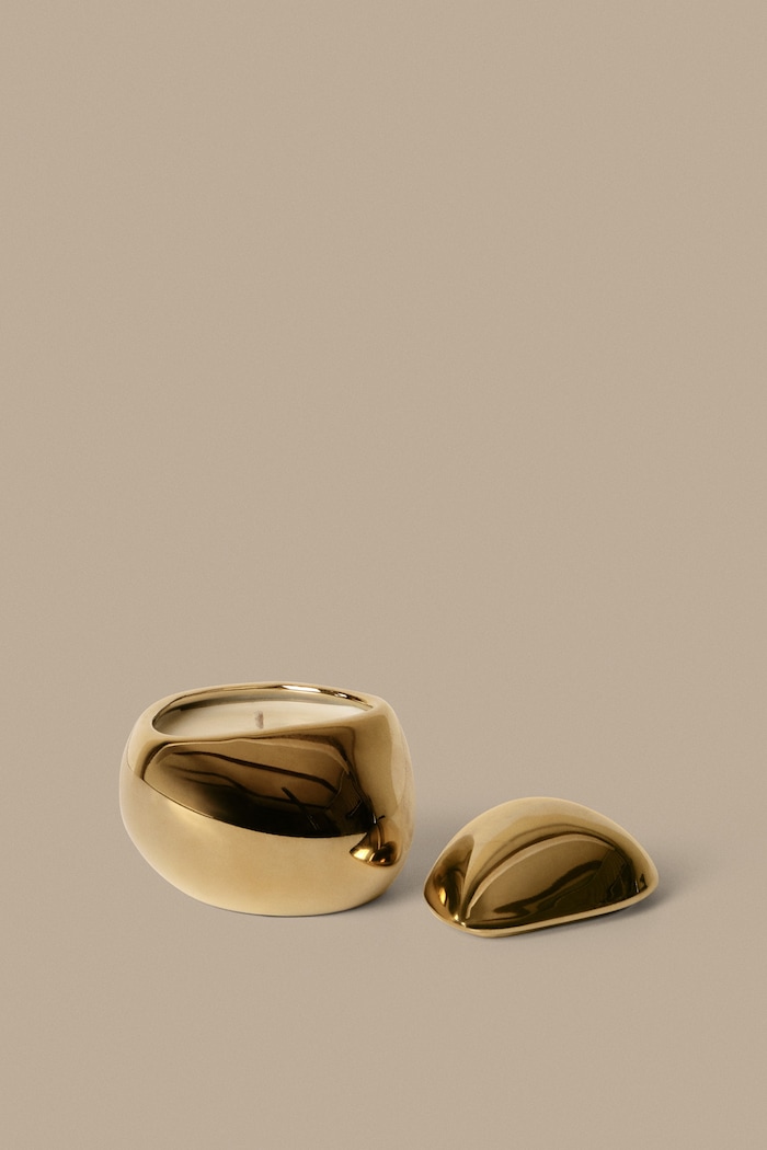 Ferm Living Świeca świąteczna z porcelany Bellure 1104273903 złoty AA00