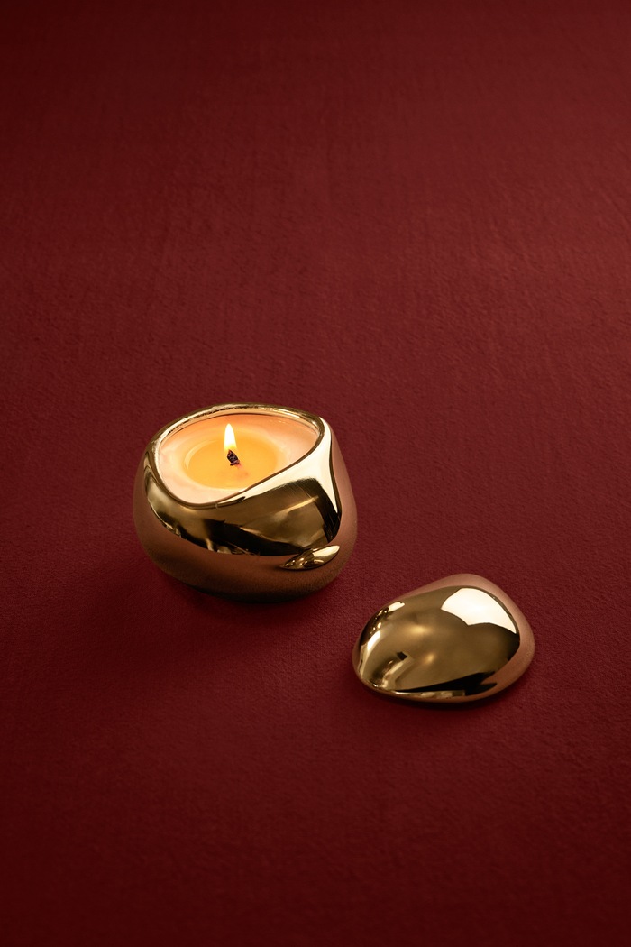 Lifestyle Ferm Living Świeca świąteczna z porcelany Bellure 1104273903 złoty
