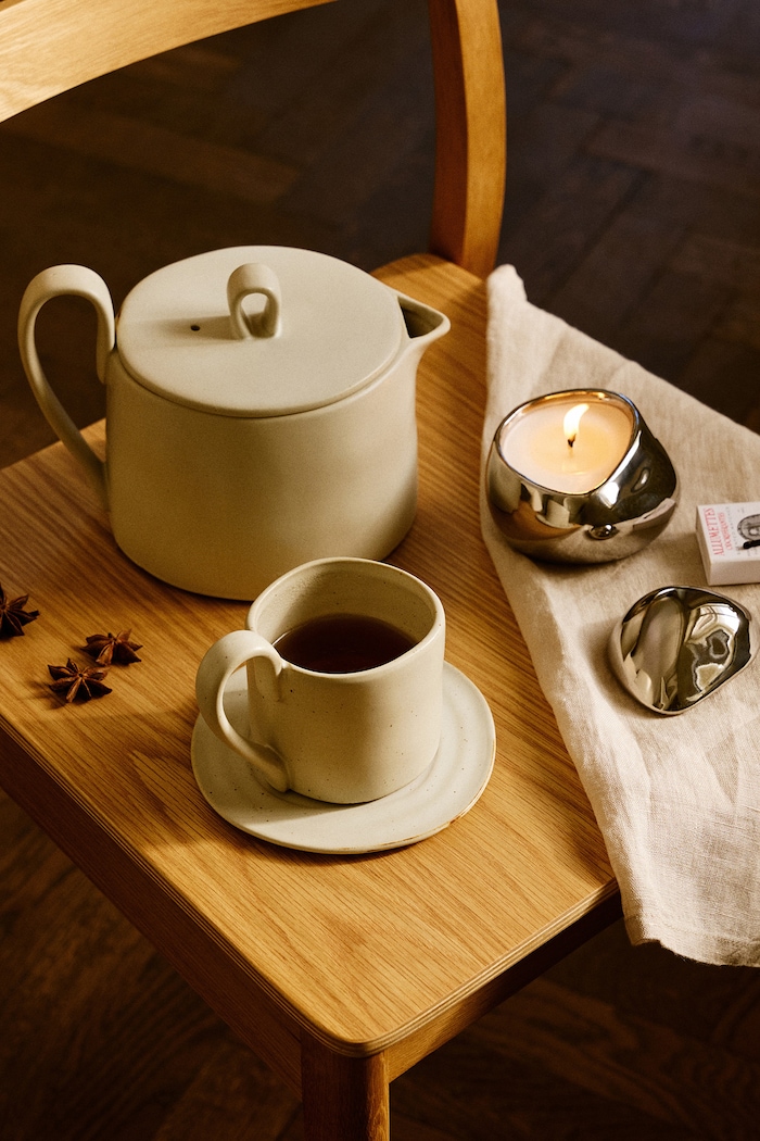 Lifestyle Ferm Living Świeca stołowa z porcelany 1104273902 srebrny