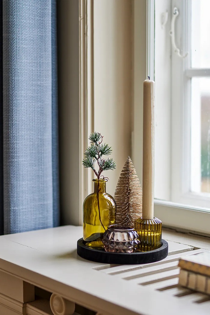 Lifestyle Bloomingville Taca świąteczna ze szkła barwionego Sanga 82073064 multicolor
